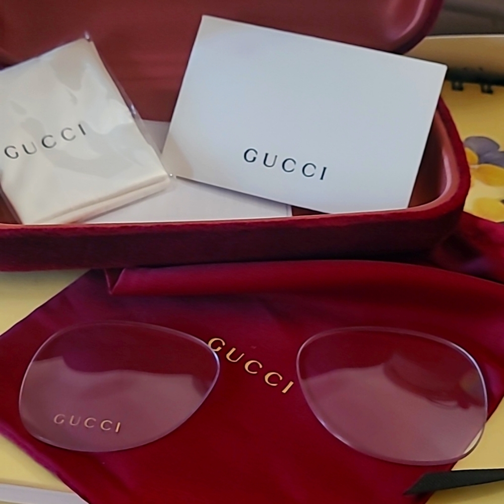NEW Gucci glasses replacment and case authentic